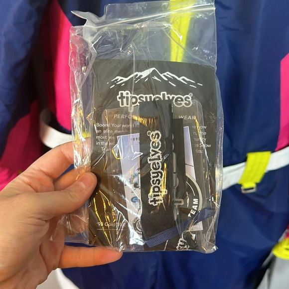 Tipsy Elves Neon Knockout Snowsuit Men’s Size XL NWT - Picture 11 of 16